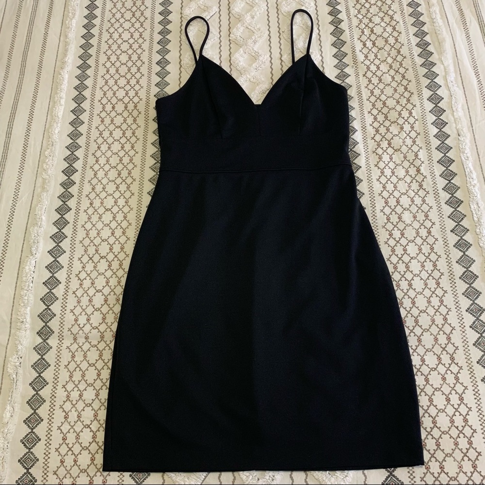 Express Medium Black Spaghetti Strap Dress